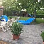 Koekszi Nyaralohazak * Balatonszabadi Fürdőtelep
