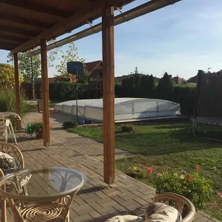 Kökszi Nyaraló Balatonszabadi Fürdőtelep