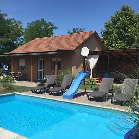 Koekszi Nyaralohazak Holiday home Balatonszabadi