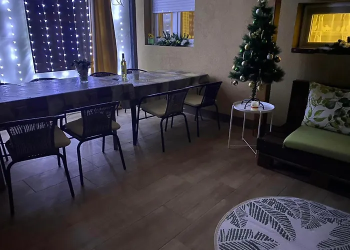 בית נופש Koekszi Nyaralohazak Balatonszabadi Fürdőtelep